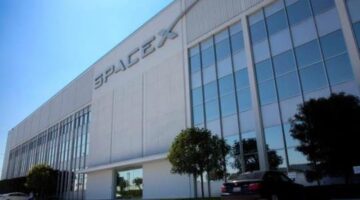 SpaceX accused of poaching chipmaker’s employees