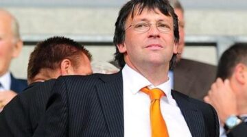 Blackpool chairman Karl Oyston wins libel damages from abusive fan
