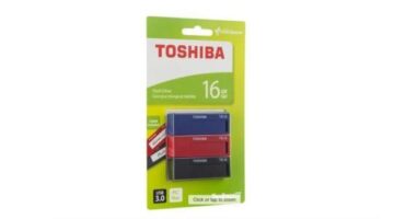 Score a 3-pack of 16GB Toshiba 3.0 flash drives for only $13