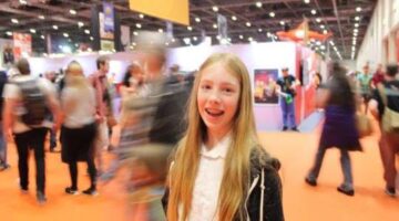 Comic Con London 2016 – costumes, bright lights and stalls