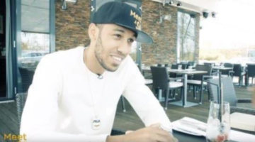 World class striker learning English ahead of move to Man City or Man United