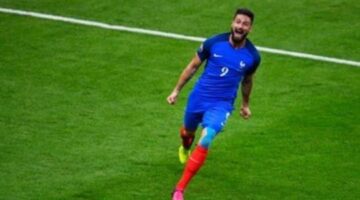 Giroud nets first goal of Euro 2016
