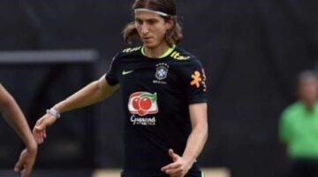 Brazil’s Filipe Luis taking Uruguay exit as warning