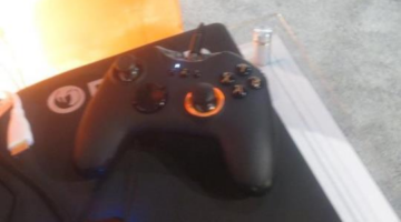 E3 2016: Nacon GC-400 ES Alpha Controller first impressions || GeekNifty