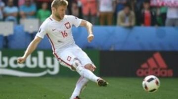 Jakub Blaszczykowski signs for Wolfsburg from Borussia Dortmund