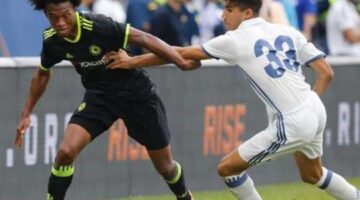 Milan interested in signing Juan Cuadrado from Chelsea