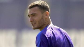 Barcelona loan Thomas Vermaelen to Roma on season-long deal