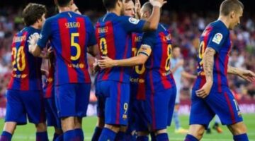 Incredible free-kick caps off sensational half from Leo Messi