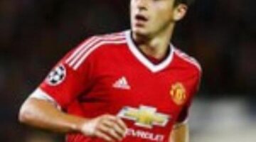 Manchester United defender Matteo Darmian wanted by Roma and Napoli – Sky sources