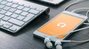 Why iPhone Users Should Consider Buying The Samsung Galaxy