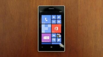 Hacker Replaces Windows 8.1 With Android Marshmallow On Lumia 525