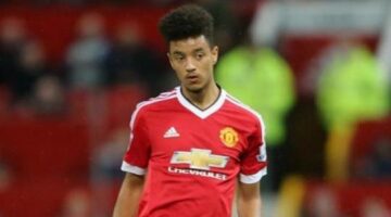 Borthwick-Jackson joins Wolves on loan from Man United