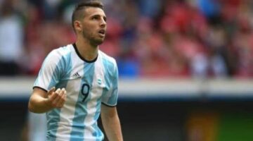 Jonathan Calleri hoping for advice from Carlos Tevez