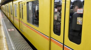 Apple Plans iPhone for Japan With Tap-to-Pay for Subways