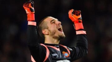 Tottenham Hotspur seal loan for goalkeeper Pau Lopez from Espanyol