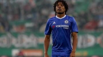 Crystal Palace striker Loic Remy returns to Chelsea for treatment