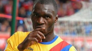 Crystal Palace news: Benteke can be impossible to defend against – Pardew