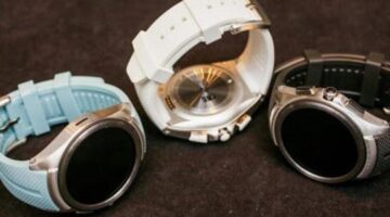 Android Wear hopefuls call timeout on smartwatches