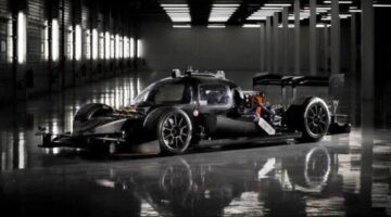 Inside Roborace Episode 3: Devbot Completes 12 Laps without a Driver