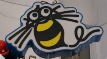 Holiday Heartbreak – Hudson Soft Mascot Taken Down in the Snow