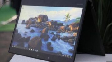 Engadget – Toshiba’s Portege X20W is a sleek, durable convertible