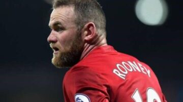 Wayne Rooney and Sergio Romero handed Reading start