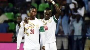 Afcon 2017: Sadio Mané on target again as Senegal beat Zimbabwe to advance