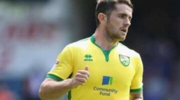 Official: Burnley sign Brady from Norwich