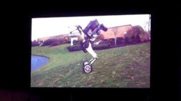 Leaked Video Reveals New Boston Dynamics Robot That Can Perform Amazing Stunts on Two Wheels