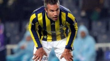 ‘Van Persie is one stupid motherf**er’ – Wife of Besiktas defender reacts after derby red card