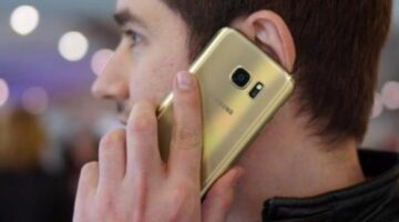 Samsung including a free 256GB microSD card with each Galaxy S7 purchase