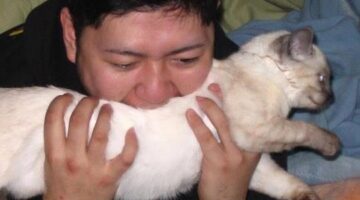 Hey Poor Podcast Episode 88: Shove A Live Cat Down Your Throat