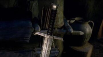 Learn the Legend of the Sword in New King Arthur Trailer