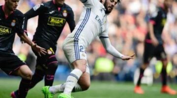 Barcelona persuading Isco to join as a free agent in 2018