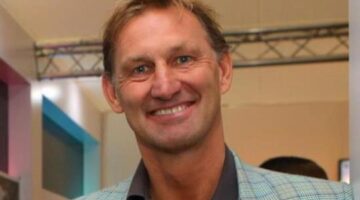 Tony Adams: Granada name ex-Arsenal and England captain head coach