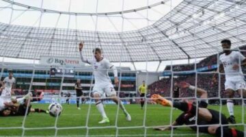 Bayer Leverkusen 0 Bayern Munich 0: Leaders’ advantage cut by 10 men