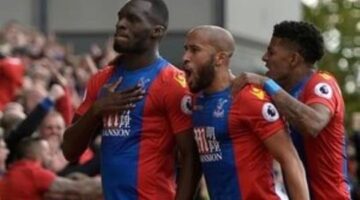 Christian Benteke goal seals comeback as Crystal Palace draw with Leicester