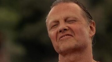 20 Years Later: Camping With Jon Voight in ‘Anaconda’ is Still Weird Fun