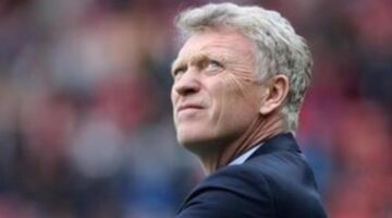 David Moyes says he will stay on as Sunderland manager for next season