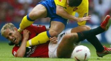 ‘Why Arsenal beat Man Utd but nobody really cares’ – Phil Neville