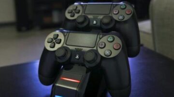 Snag a PS4 controller charging dock for just $15