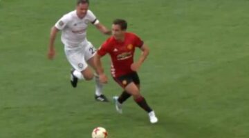 Carragher delivers on promise and ‘snaps’ Neville during Carrick’s testimonial