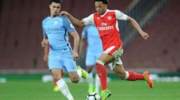 Arsenal striker snapped in new club’s kit after completing surprise move