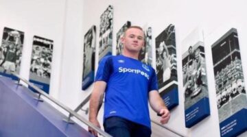 Mourinho sends classy message to Wayne Rooney as he ends 13-year Manchester United career
