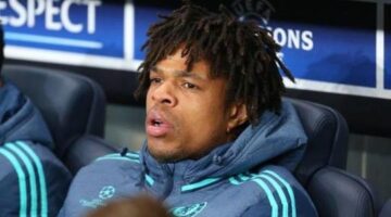 Chelsea forward agrees to join Diego Costa in seeking summer transfer