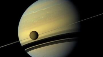 Titan Has a Chemical That Could Create Cell Membranes