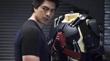 Legends of Tomorrow’s Brandon Routh Says Season 3 Is a Result of No Good Choices