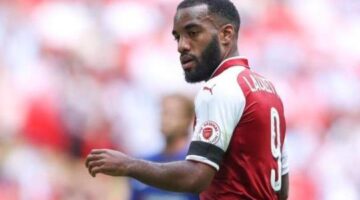 Arsene Wenger challenges Alexandre Lacazette to emulate former Manchester United star