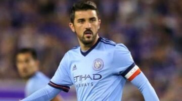 MLS: Villa sinks Galaxy, Kaka bizarrely sent off