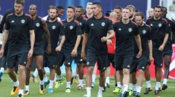 Manchester United star reveals unrest exists in rival dressing rooms